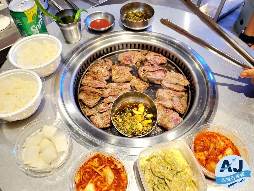 台北美食 新村站著吃烤肉 台北市府店 正統韓國烤肉醬料空運來台 捷運市政府站美食 @AJ的旅行地圖