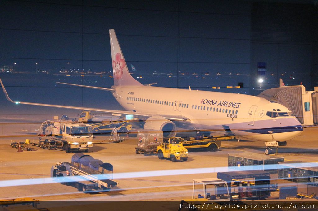 即時熱門文章：中華航空 台北桃園TPE-首爾仁川ICN 經濟艙飛機餐 開箱CI162/CI163