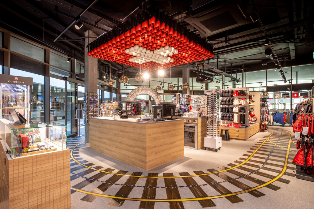 55 Grindelwald-Terminal-Top-of-Europe-Shop-Weitansicht.jpg 55 Grindelwald-Terminal-Top-of-Europe-Shop-Weitansicht.jpg