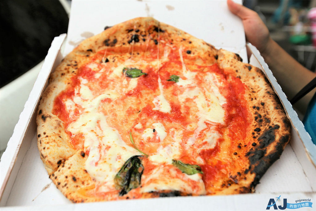 義大利旅遊 拿坡里美食 L’Antica Pizzeria da Michele 百年披薩老店 茱莉亞羅勃茲吃過 @AJ的旅行地圖