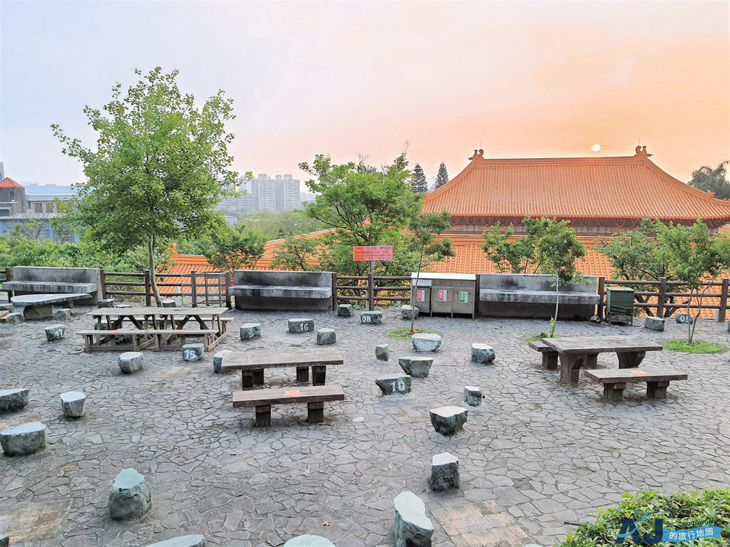 桃園景點 虎頭山公園烤肉區 桃園唯一全年開放公有免費烤肉區 申請方式、停車場 可順遊桃園神社 @AJ的旅行地圖